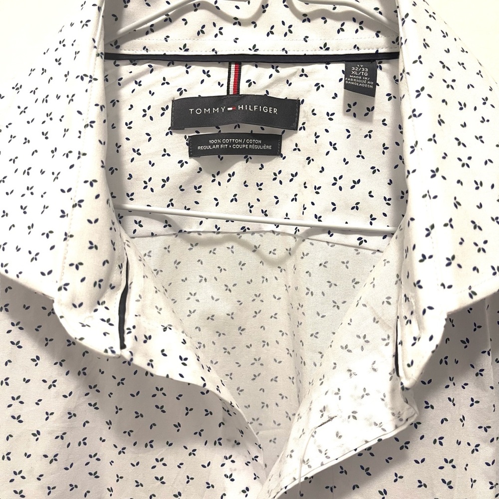 Tommy Hilfiger shirt. XL sz 17 dress shirt NEW. Dress shirt. Men’s button down